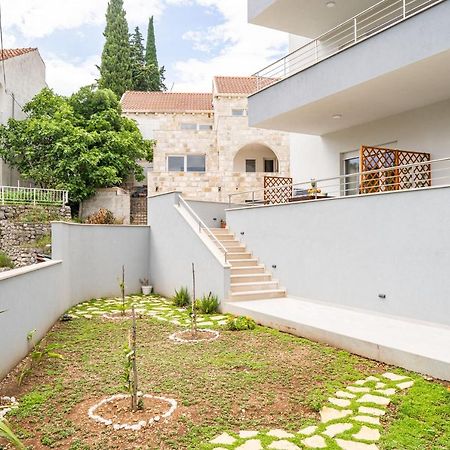 Studio Apartman Blue Bay Дубровник Экстерьер фото