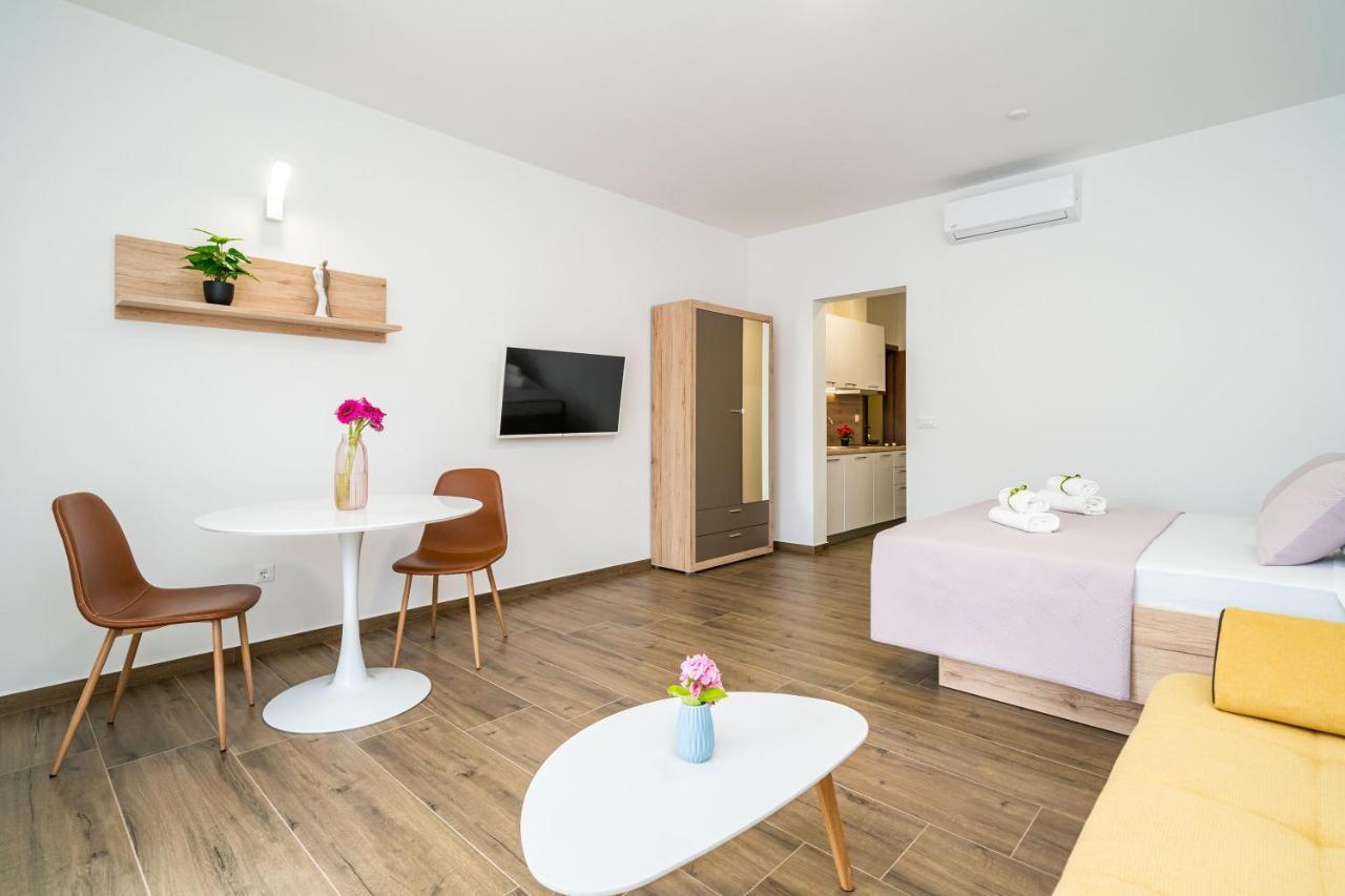 Studio Apartman Blue Bay Дубровник Экстерьер фото